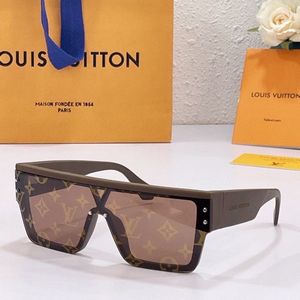 Louis Vuitton Sunglasses 1700